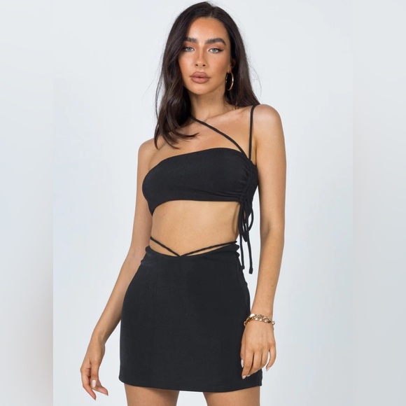 Princess Polly black mini skirt size 6 - Picture 2 of 10